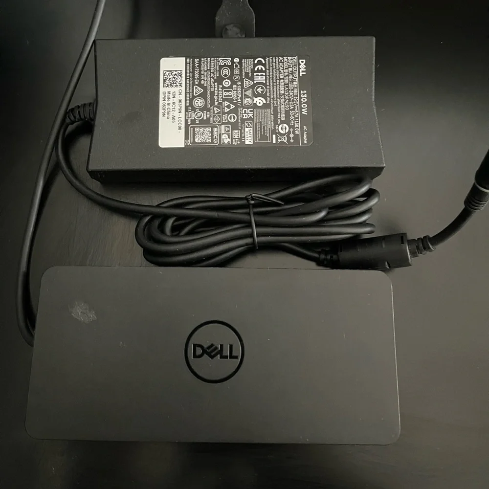 Fully functional Dell D6000 docking station. Slightly used no longer needed.
